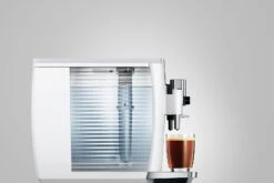 JURA E8 Piano White (EC) (2023) Met €78 Gratis Koffie én 2+1 Jaar Extra Garantie -Koffie Korting Winkel JURA e8 ec piano white waterreservoir fa9c5ec5 e7e1 4acb 8fa7 daf3d8f1f4f3